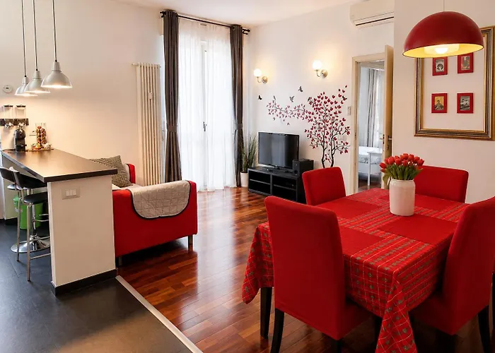Red Suite In Florence With Free Parking